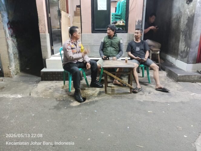 
					Cegah Gangguan Kamtibmas, Polisi Sambangi Poskamling Malam Hingga Dini Hari