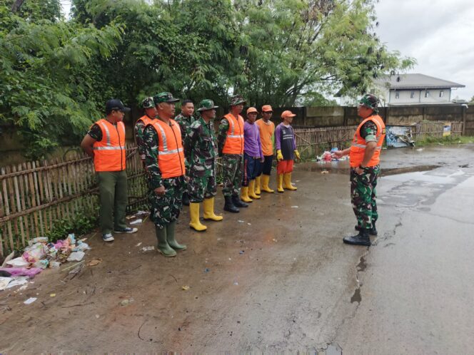 
					Tingkatkan Kesadaran Masyarakat, Satgas Sampah Lakukan Aksi Nyata