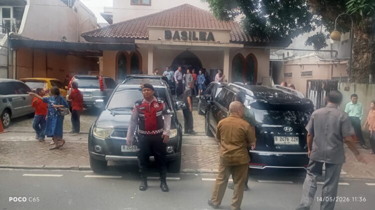 Polsek Metro Menteng Pantau Ibadah Kenaikan Isa Almasih di Gereja Bethel Basilea Berlangsung Aman