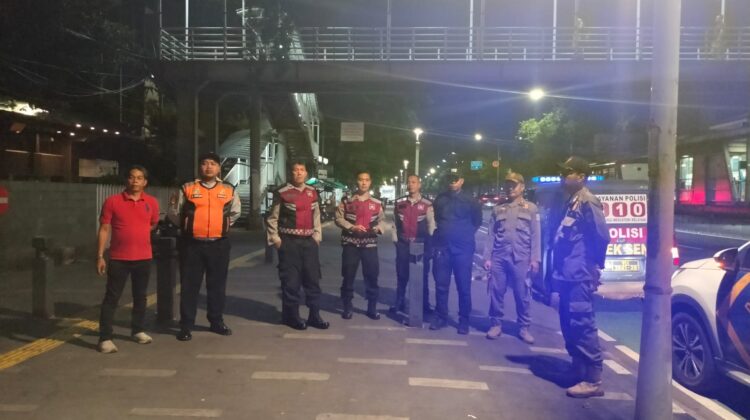Polsek Senen Gelar Ops Cipta Kondisi dan Patroli 3 Pilar Antisipasi Gangguan Kamtibmas