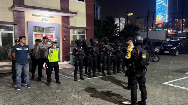 Brimob Metro Jaya Amankan 4 Remaja dan Miras Saat Patroli Malam di Pamulang