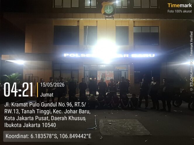
					Polres Jakpus Cegah Remaja Yang Akan Tawuran di Johar Baru, 9 Orang dan Sajam Diamankan