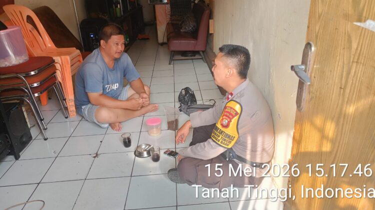 Patroli Lingkungan Tanah Tinggi, Polisi Ajak Warga Tingkatkan Kewaspadaan dan Kepedulian Kamtibmas