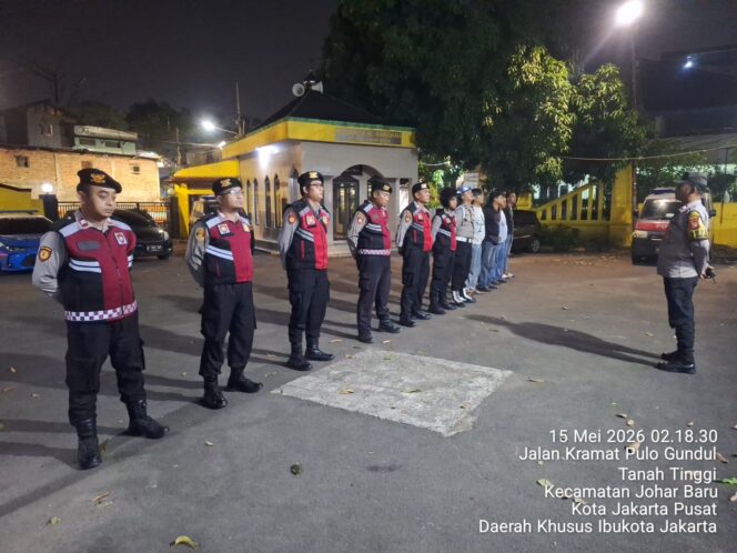
					Padal Pimpin Apel Dini Hari, Polsek Johar Baru Perkuat Patroli Cegah Tawuran dan Kejahatan Jalanan