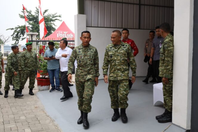 
					KDKMP Papanggo Resmi Diluncurkan, Dandim 0502/JU Hadiri Launching Virtual 1.061 Titik KDKMP oleh Presiden Prabowo