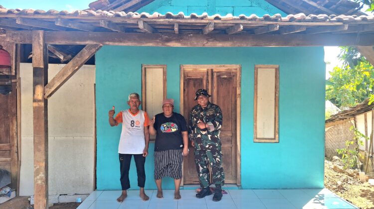 Dan SSK TMMD 128 Mengunjungi RTLH Rumah Ibu Sarmini Yang Mencapai 100%