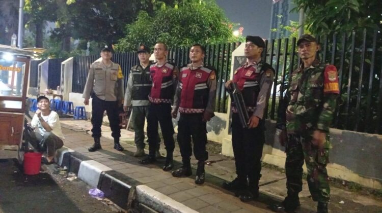 Patroli Gabungan 3 Pilar, Polsek Senen Gelar Ops Cipta Kondisi Antisipasi Gangguan Kamtibmas