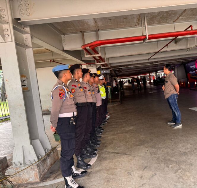 
					Polri Gelar Apel Kesiapan Pengamanan Kegiatan Toyota GR Car Meet di Parkir Timur Senayan