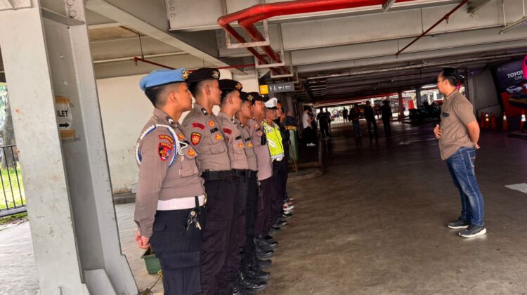 Polri Gelar Apel Kesiapan Pengamanan Kegiatan Toyota GR Car Meet di Parkir Timur Senayan