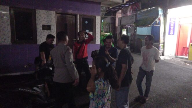 
					Bhabinkamtibmas Kebon Kacang Sambangi Ketua RT 07/05, Perkuat Sinergi Cegah Tawuran