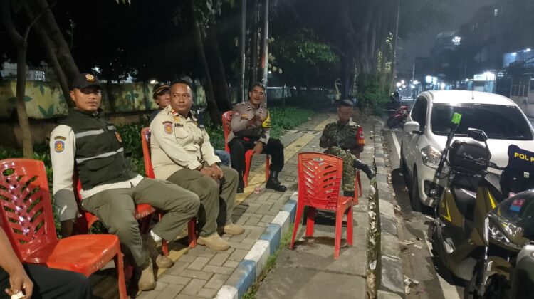 Sabuk Kamtibmas Kartini Diperkuat, dengan Pos Terpadu RW. 03″ Tiga Pilar dan Warga” Antisipasi Tawuran dan Balap Liar Jalan Kartini Raya