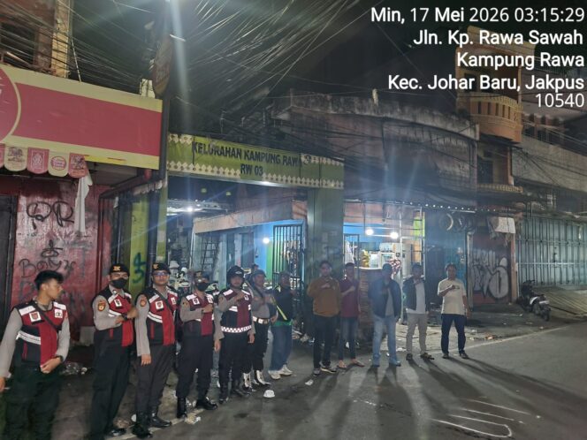 
					Patroli Cipta Kondisi, Polsek Johar Baru Antisipasi Gangguan Kamtibmas Dini Hari