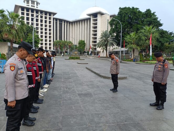 
					Wakapolsek Sawah Besar Pimpin Apel Pengamanan Harlah ke-76 Fatayat NU di Masjid Istiqlal