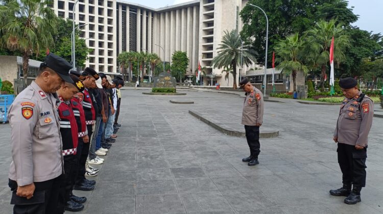 Wakapolsek Sawah Besar Pimpin Apel Pengamanan Harlah ke-76 Fatayat NU di Masjid Istiqlal
