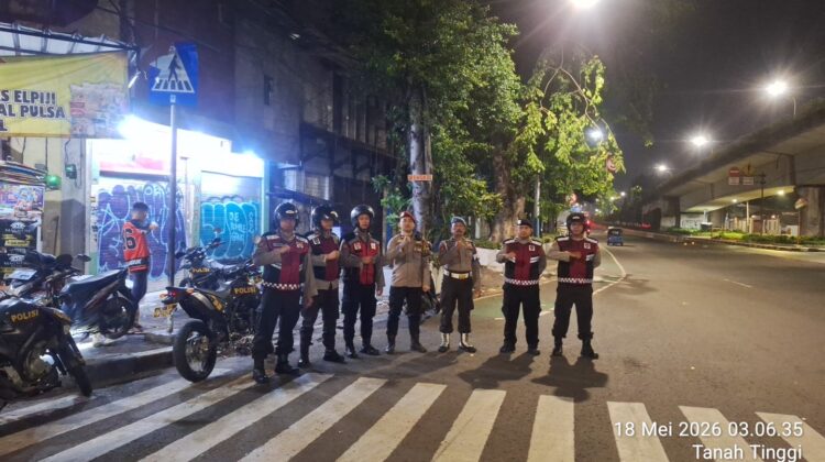 Sisir Titik Rawan Dini Hari, Patroli Cipta Kondisi Polsek Johar Baru Cegah Tawuran dan Gangguan Kamtibmas