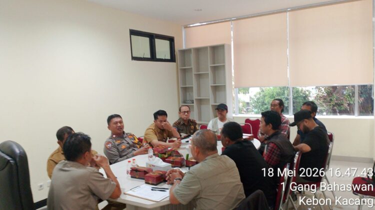 Sinergitas Tiga Pilar dan FKDM Kelurahan Kebon Kacang Tingkatkan Deteksi Dini Serta Cegah Tawuran Remaja