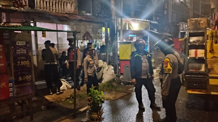 Polisi Patroli Hingga Dini Hari di Kemayoran, Antisipasi Tawuran dan Balap Liar