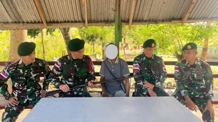 Yonarmed 12 Kostrad Bangun Kepercayaan Warga, Senjata Springfield Diserahkan Sukarela di Perbatasan