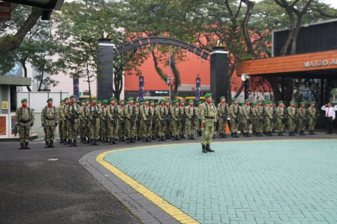 
					Pimpin Upacara Harkitnas ke-118, Kasrem 052/Wkr Tegaskan Komitmen Jaga Tunas Bangsa di Era Digital