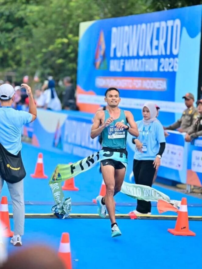 
					Prajurit Yonif 323 Kostrad Raih Juara 2 Purwokerto Half Marathon 2026