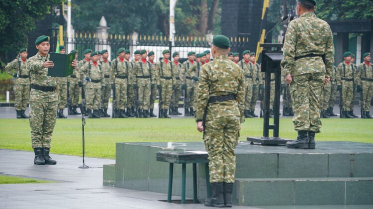 Kapoksahli Pangkostrad Pimpin Upacara Harkitnas ke-118 di Makostrad
