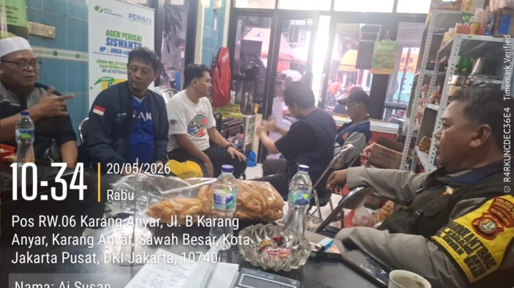 Bhabinkamtibmas Karang Anyar Perkuat Sinergi dengan Warga, Bahas Antisipasi Curanmor dan Gangguan Kamtibmas