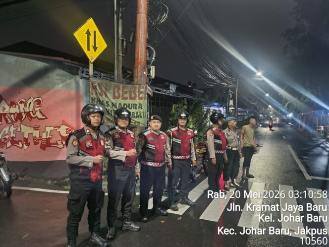 
					Patroli Cipta Kondisi Polsek Johar Baru Antisipasi Tawuran dan Gangguan Kamtibmas Dini Hari