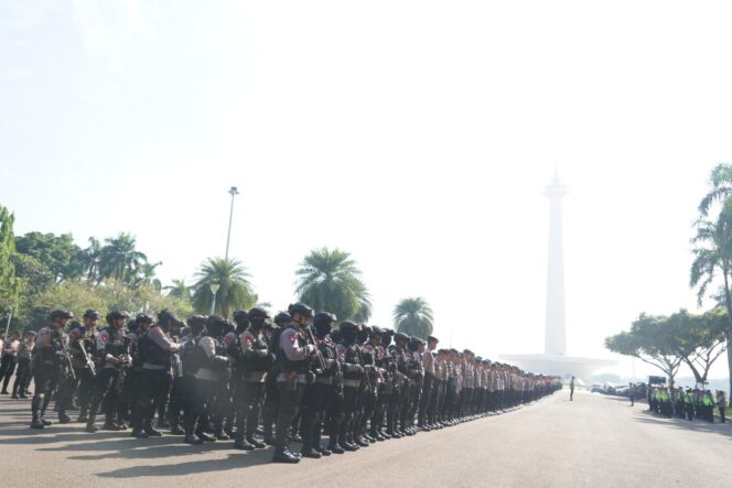 
					3.067 Personel Disiagakan Kawal Aksi Unjuk Rasa di Sejumlah Titik Jakarta Pusat