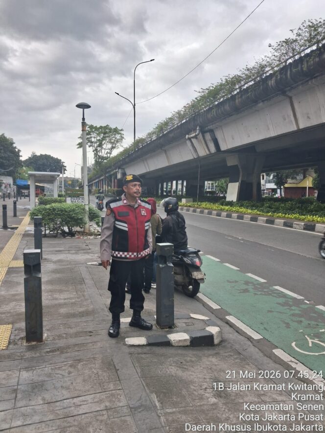 
					Polisi Atur Lalu Lintas Pagi di Kawasan Senen, Antisipasi Macet dan Gangguan Kamtibmas