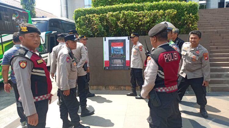 Polsek Senen Gelar Apel Pengamanan Aksi Unjuk Rasa di Kantor Komisi Yudisial RI