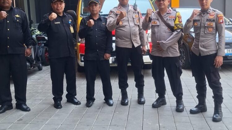 Polsek Metro Menteng Siaga Amankan Kantor Partai Hanura, Antisipasi Unjuk Rasa Berjalan Kondusif