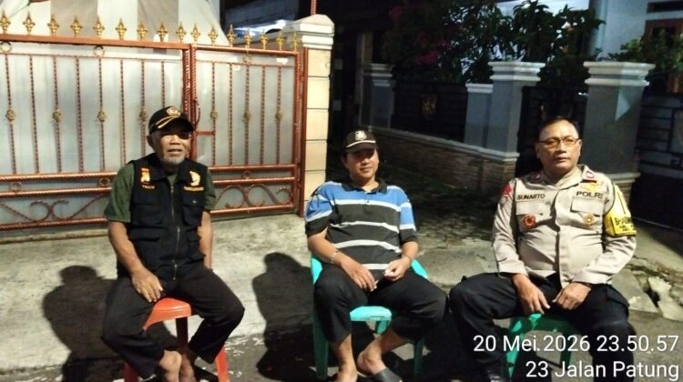 Sambang Poskamling RW 04, Bhabinkamtibmas Johar Baru Ingatkan Tamu Wajib Lapor 1×24 Jam