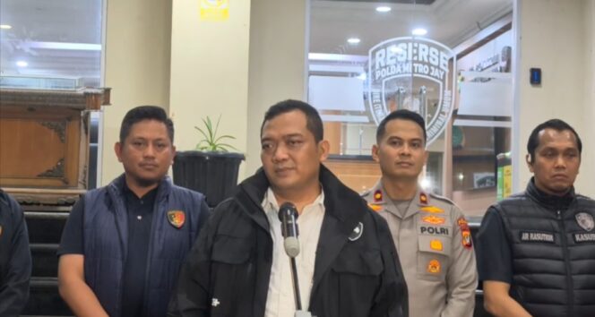 
					Tim Pemburu Begal Polda Metro Tangkap 4 Pelaku Curas Bersenjata Api