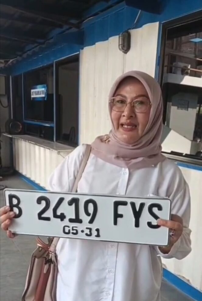 
					Warga Tambun Selatan Apresiasi Samsat Cikarang, Proses Lancar dan Petugas Membantu