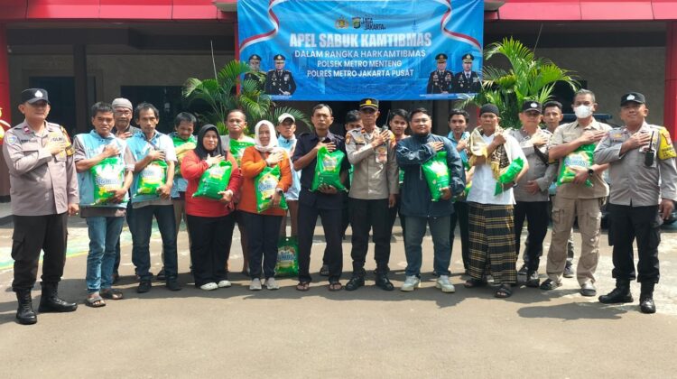 Jumat Berkah Sabuk Kamtibmas, Polsek Metro Menteng Gandeng Warga Jaga Kondusivitas Wilayah