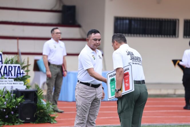 
					Jaga Jakarta Bersih dan Asri, Polda Metro Jaya Dorong Budaya Peduli Lingkungan