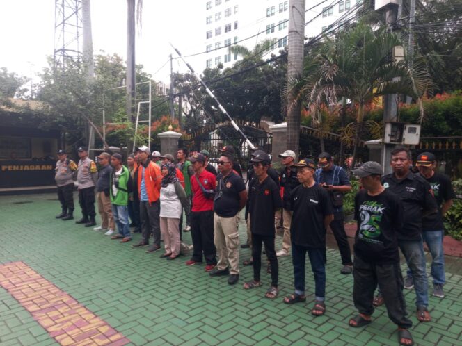 
					Konsisten Polsek Sawah Besar Gelar Apel Sabuk Kamtibmas dan Jumat Berkah Bersama Potensi Masyarakat
