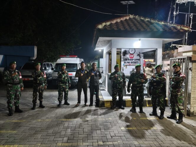 
					Jaga Keamanan Wilayah, Koramil 09/Mauk Perkuat Sinergi Melalui Patroli Siskamling