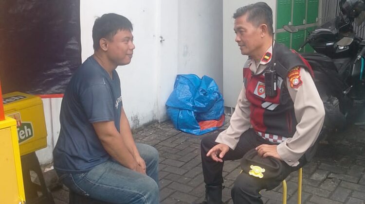 Patroli Dialogis Polsek Senen Sambangi Warga Paseban, Polisi Ingatkan Antisipasi 3C dan Curanmor