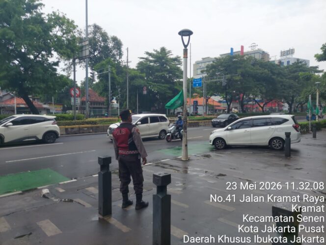 
					Patroli Samapta Polsek Senen Sisir Titik Rawan Begal dan Penjambretan di Kramat Bunder