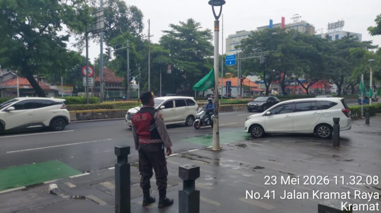 Patroli Samapta Polsek Senen Sisir Titik Rawan Begal dan Penjambretan di Kramat Bunder