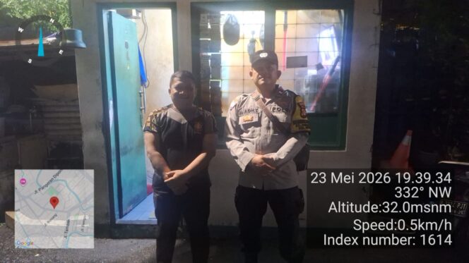 
					Satkamling RW 02 Pegangsaan Diperkuat, Bhabinkamtibmas Ajak Warga Tingkatkan Kepedulian Keamanan