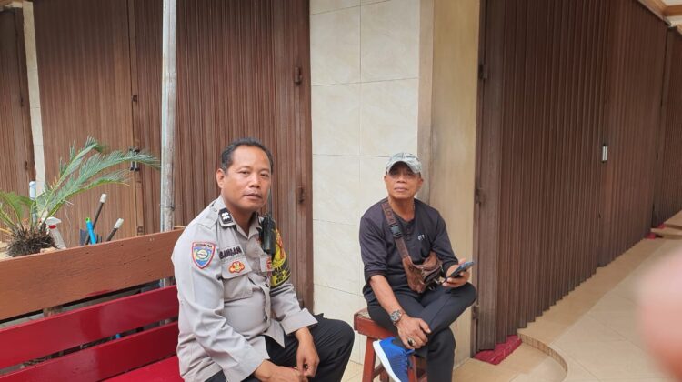 Bhabinkamtibmas Pasar Baru Intensifkan Sambang Dialogis Saat Hari Libur untuk Cegah Aksi Pencurian