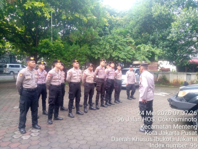 
					Puluhan Personel Gabungan Kawal Ibadah Minggu di Gereja GPKB Menteng