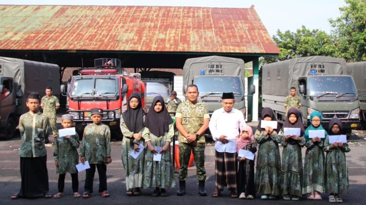 Yonbekang 2 Kostrad Gelar Syukuran Randis Baru dan Santuni Anak Yatim