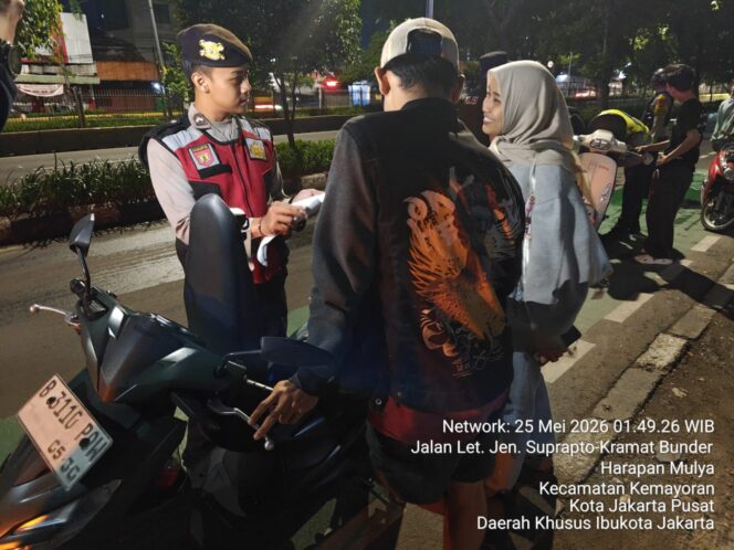 
					Polsek Johar Baru Gelar Operasi Cipta Kondisi, Antisipasi Begal dan Kejahatan Jalanan