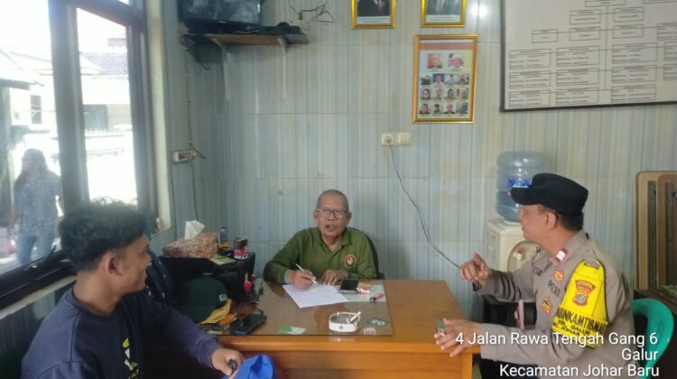 Sambang Warga RW 06 Galur, Polsek Johar Baru Perkuat Cooling System dan Imbauan Kamtibmas