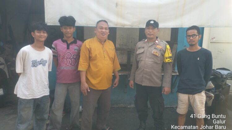 Rajut Kedekatan dengan Warga, Bhabinkamtibmas Galur Perkuat Cooling System dan Kamtibmas Lingkungan