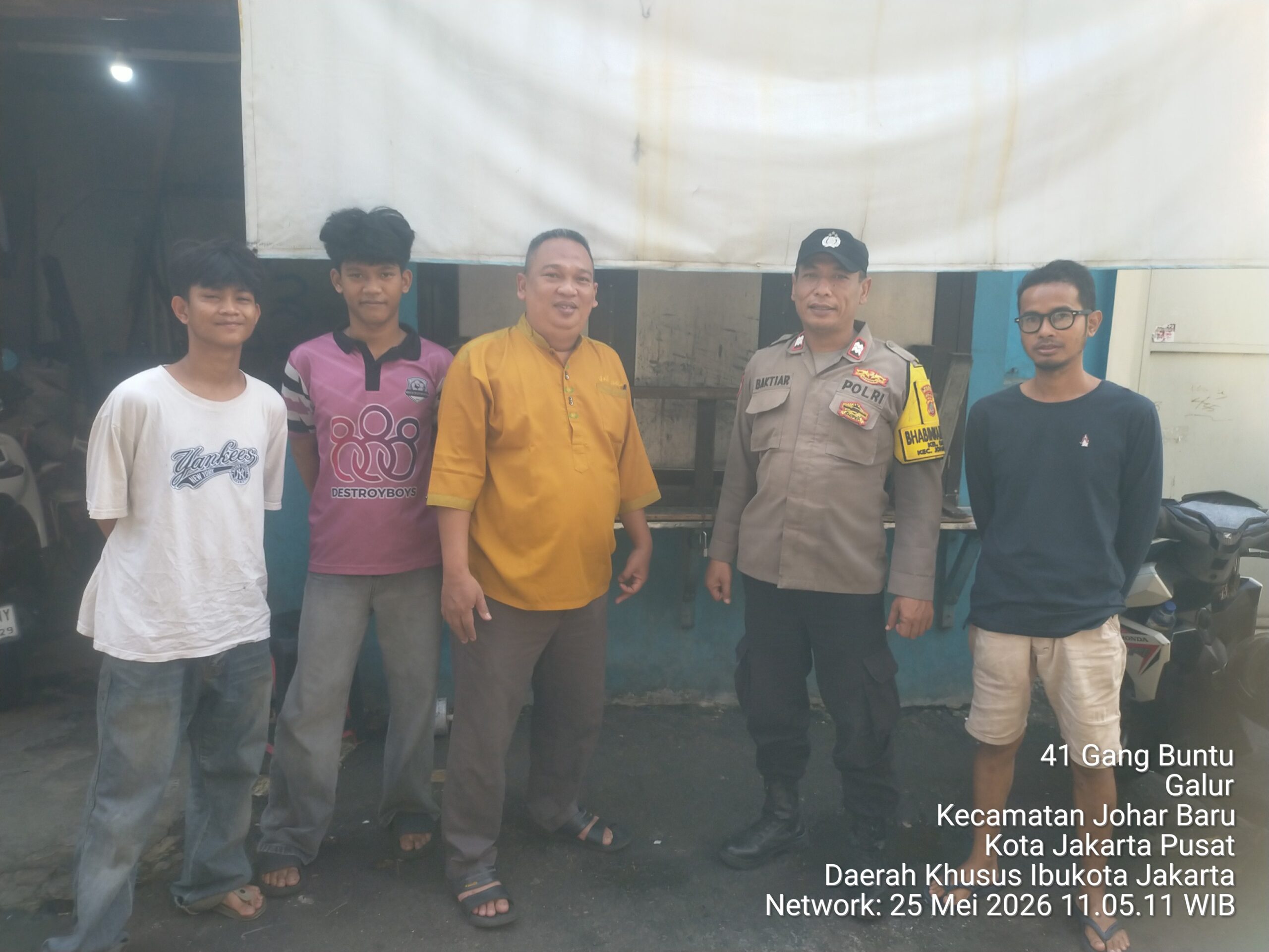 Rajut Kedekatan dengan Warga, Bhabinkamtibmas Galur Perkuat Cooling System dan Kamtibmas Lingkungan