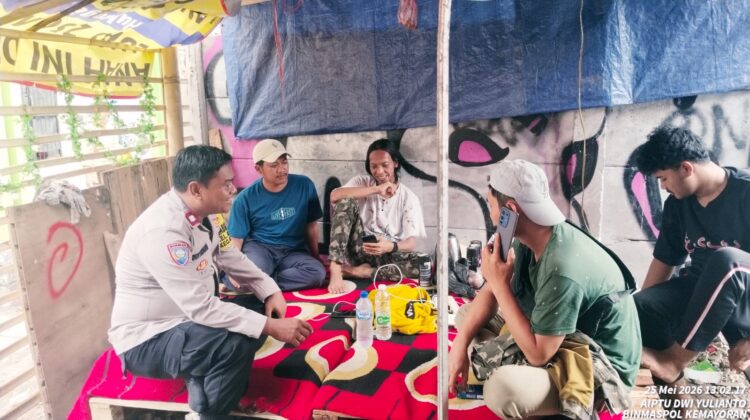 Mendengar, Melayani, dan Melindungi, Bhabinkamtibmas Kemayoran Perkuat Sinergi Kamtibmas Bersama Warga